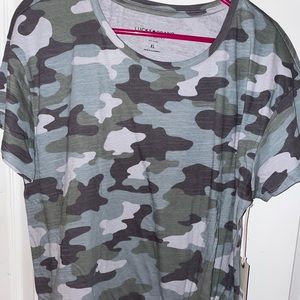 super cute lucky brand camo shirt.